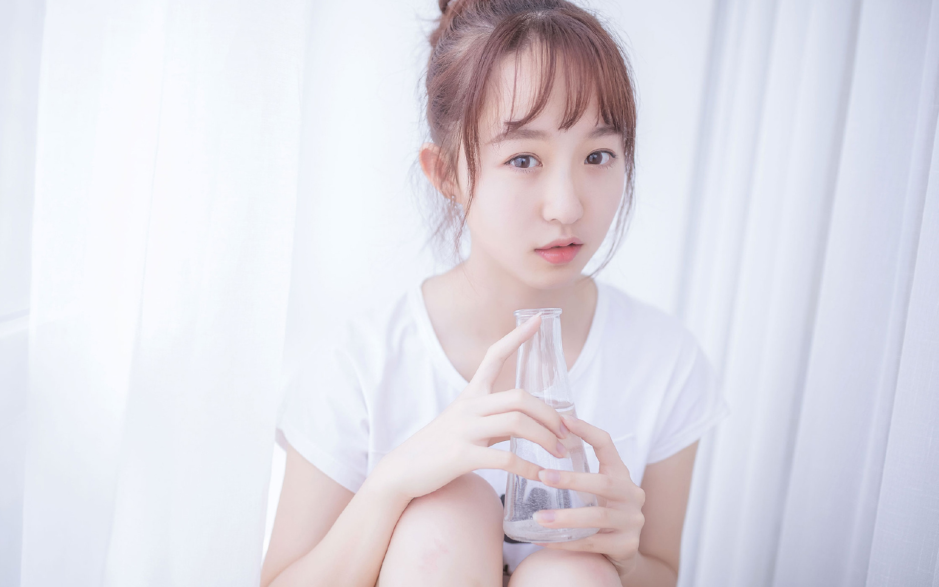 九游娱乐中心-国家田径队集训开营，刘翔亲临指导新秀，田径比赛刘翔